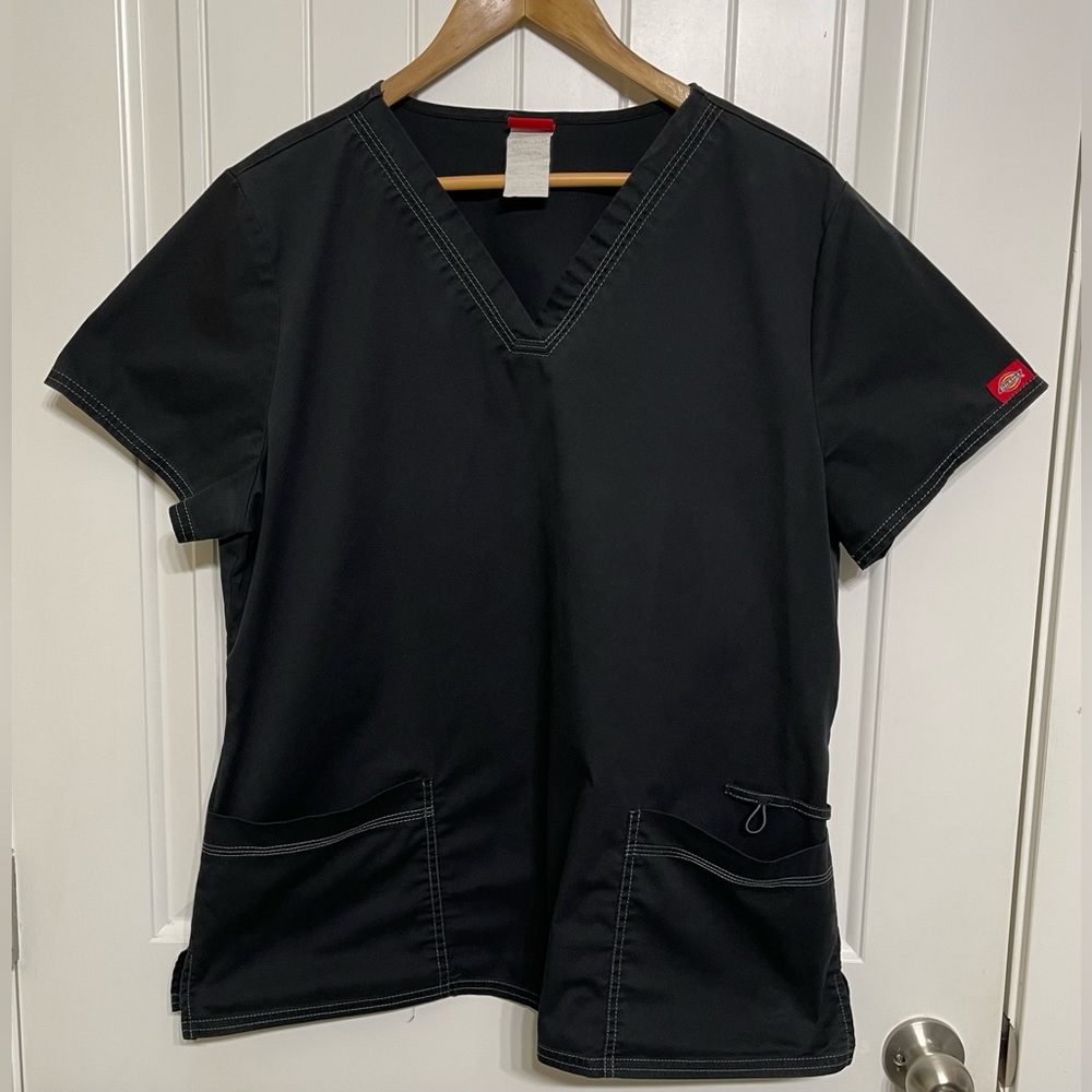 Dickies Gen Flex Women's 2-Pocket Stretch V- Neck Top Medical Scrubs Black XL